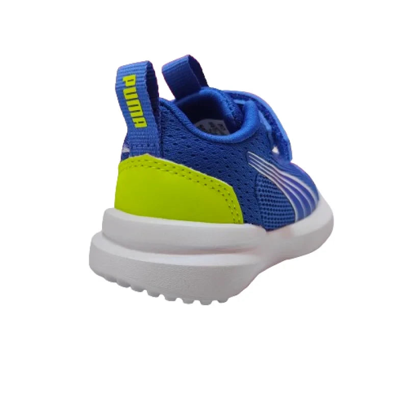 Puma Puma Παιδικά Sneakers Μπλε - Άνεση και Στυλ για τα Μικρά Αθλητικά Αγόρι /Sportshoes Boys IMG20240206115557-removebg-preview