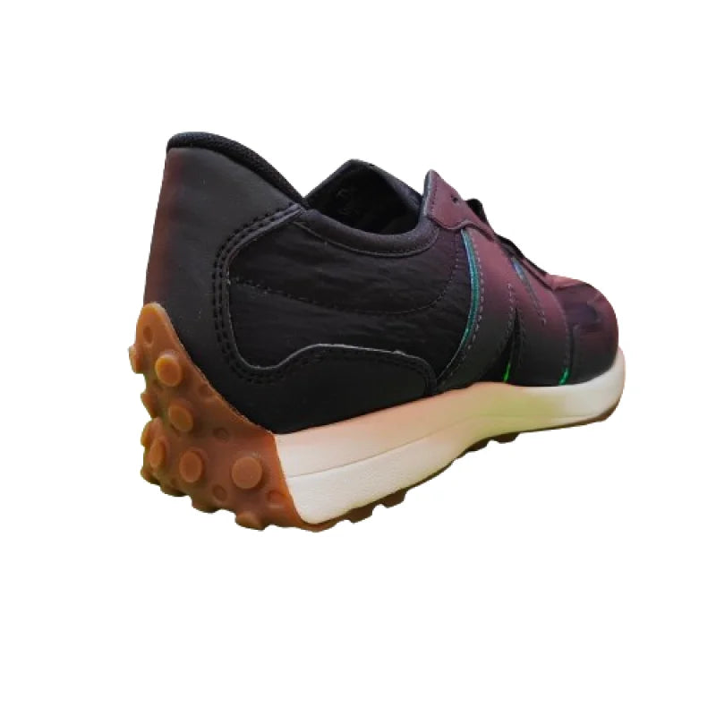 New Balance New Balance Παιδικά Sneakers Μαύρα με Χρυσό Sneaker Κορίτσι / Sneaker Girl IMG20240722134540-removebg-preview