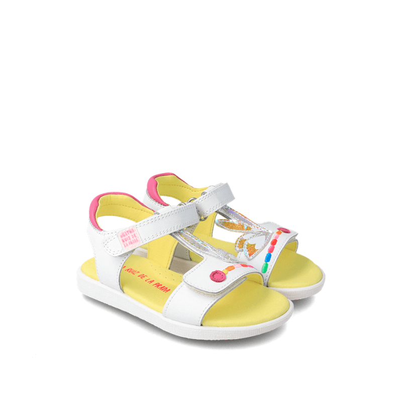 Αgatha Ruiz De La Prada Agatha Ruiz De La Prada Παιδικά Πέδιλα Λευκά Πέδιλο Κορίτσι / Sandals Girl Agatha-Ruiz-De-La-Prada-SS23-232947-White-Poline-_-_-451